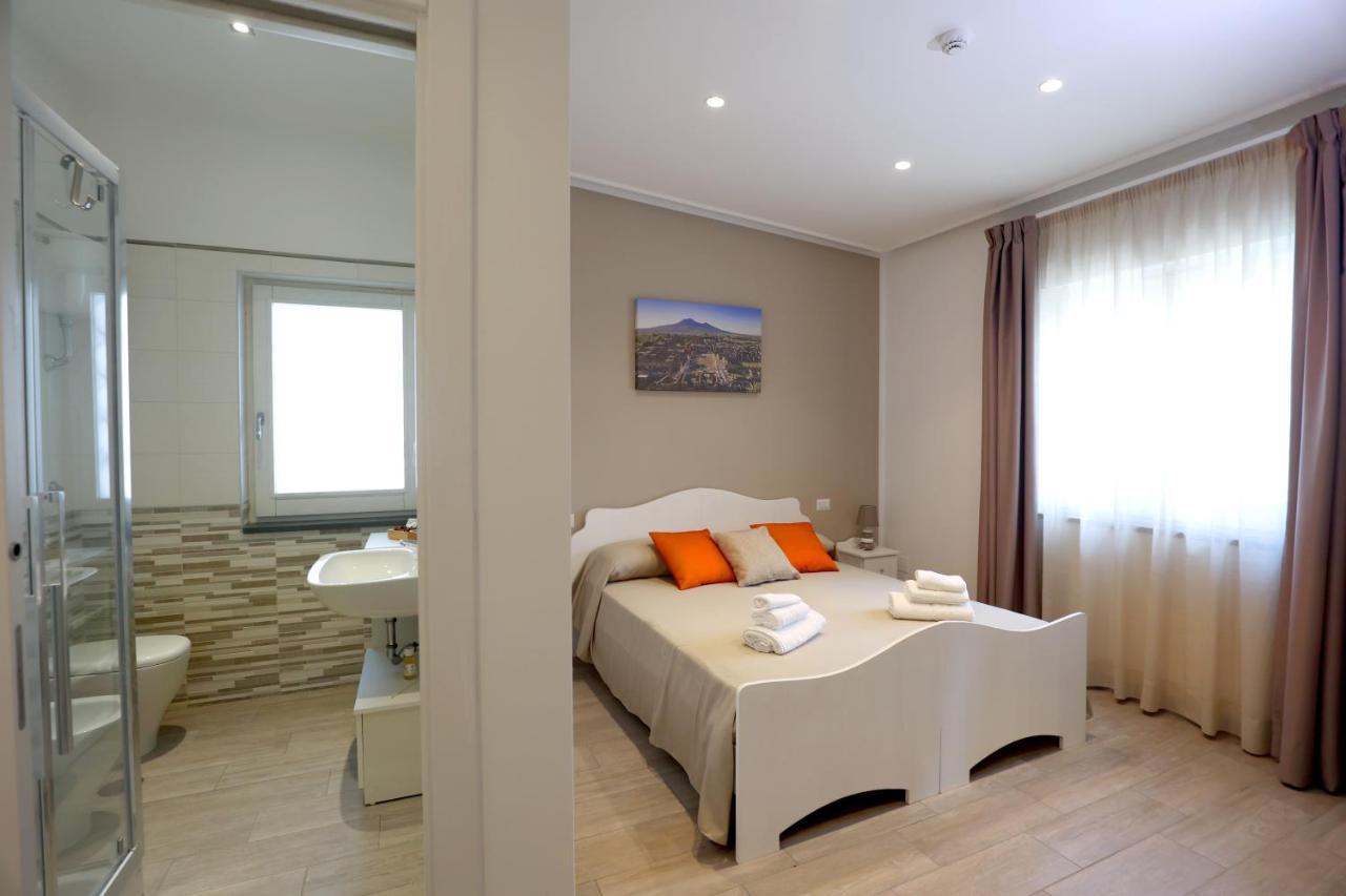 Double Room Private Bathroom